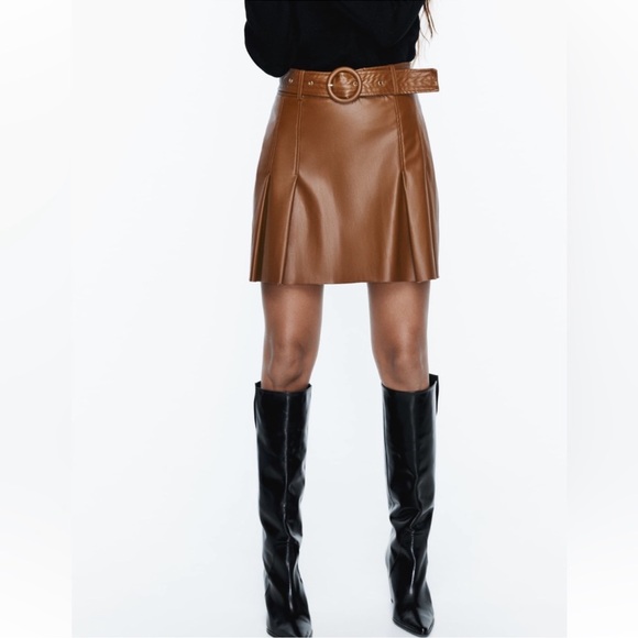 Zara Dresses & Skirts - NWOT ZARA faux leather pleated mini skirt